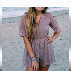 Altar'd State Mauve Romper EUC